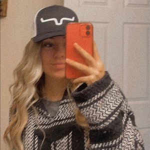 Meet your Posher, Lilly